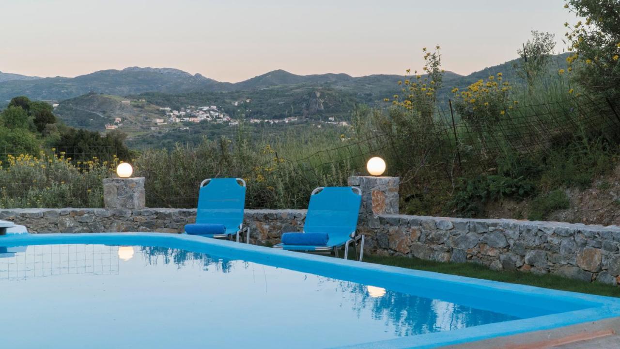 Villa Elia Lambiní Exteriör bild