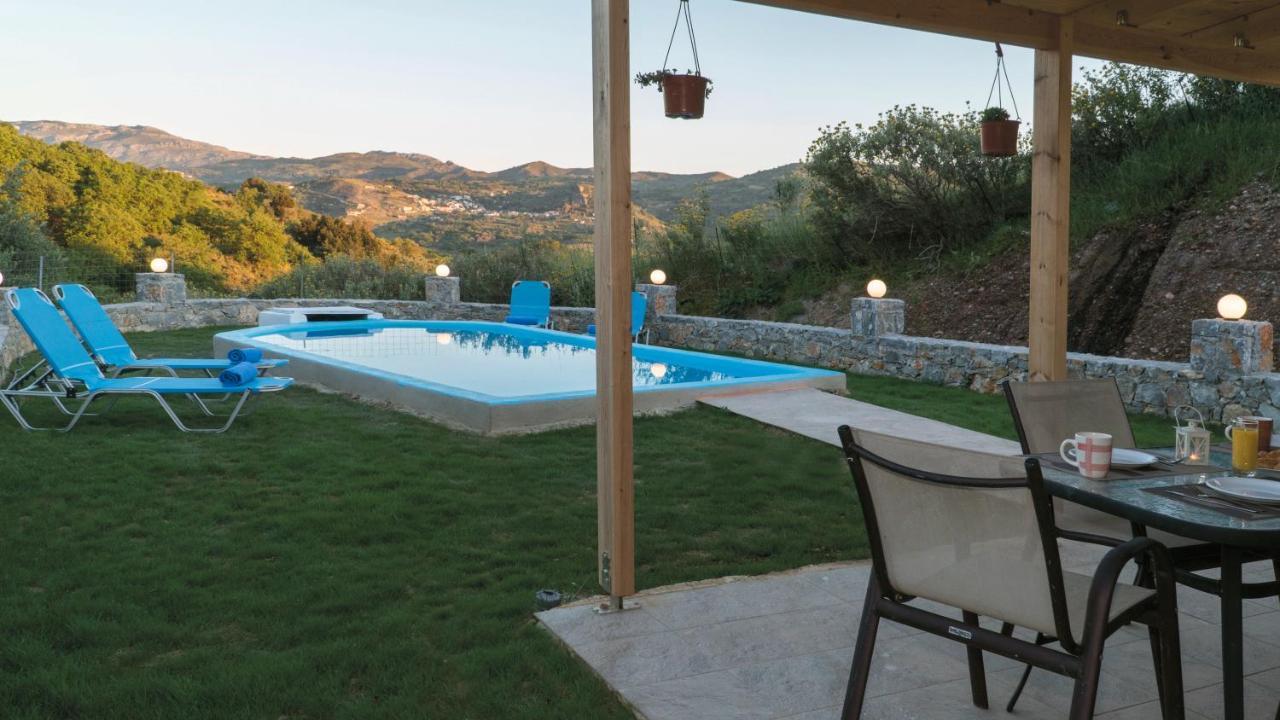 Villa Elia Lambiní Exteriör bild
